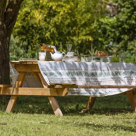 Couette-café Bb Sainte Marie 3*